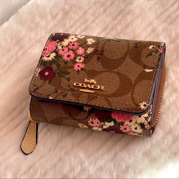 Coach Handbags - Coach Blossom mini wallet